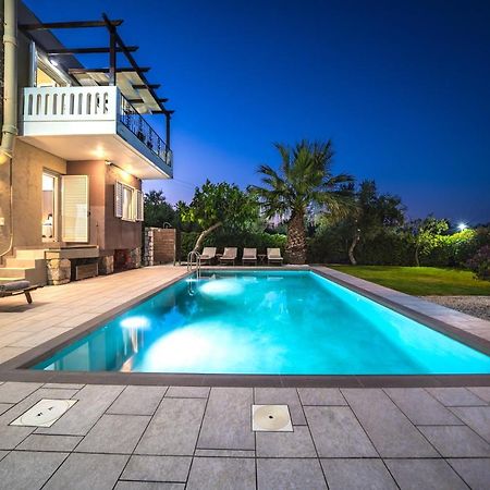 Petronila Luxury Villa With Heated Private Pool Kíssamos Eksteriør bilde